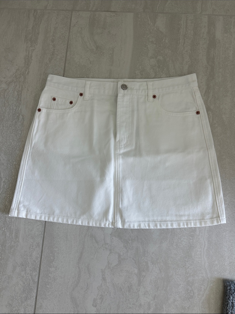 NWT Alex Mill White Denim Mini Skirt - size 29